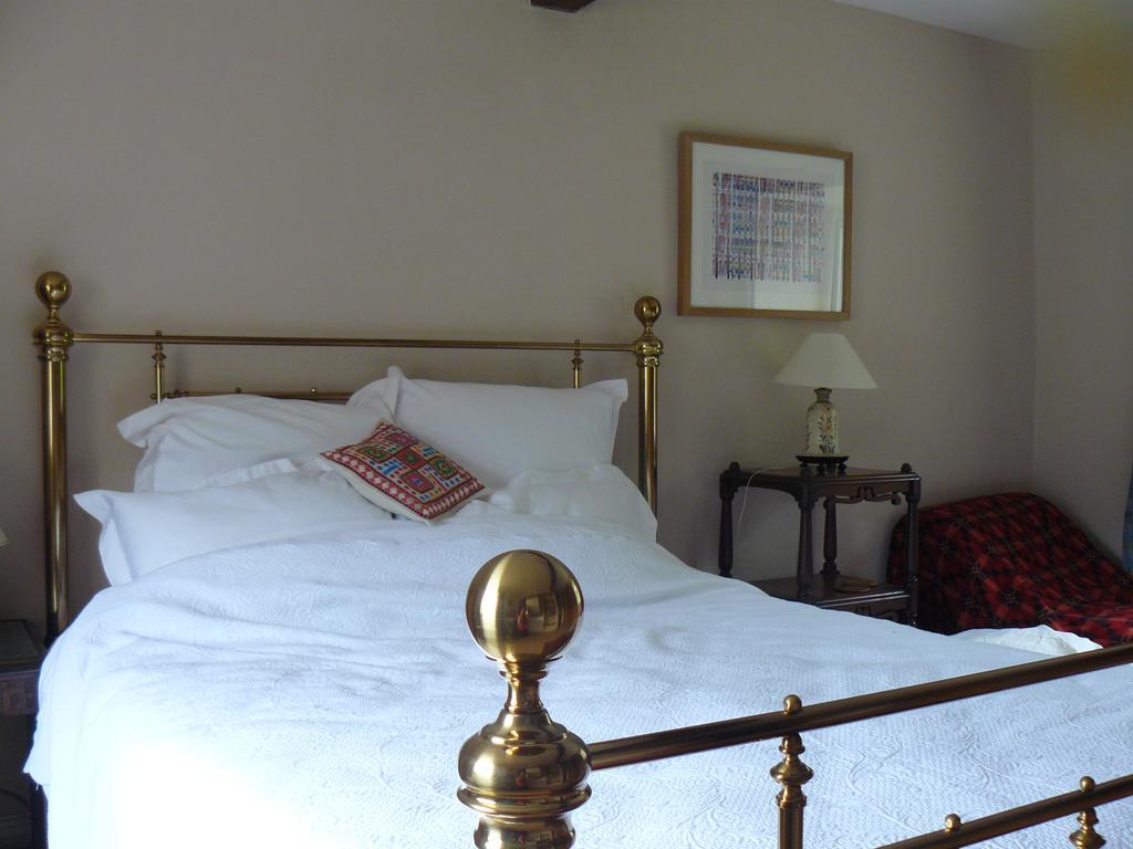 Sockbridge Mill Bed And Breakfast 펜리스 객실 사진